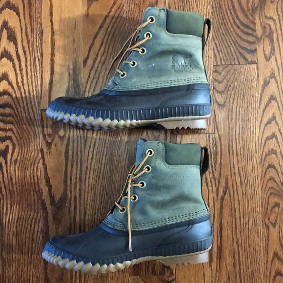 Men’s Sorel waterproof winter boots - Picture 2 of 8